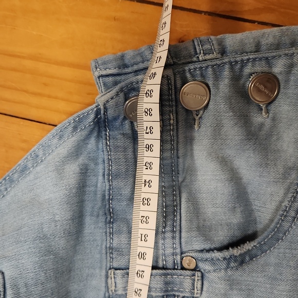 Dollhouse • Denim overall shorts | 11 - Picture 10 of 12